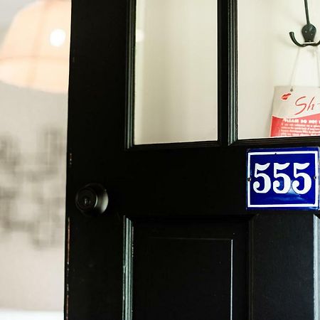 Granville Studio 555 מראה חיצוני תמונה